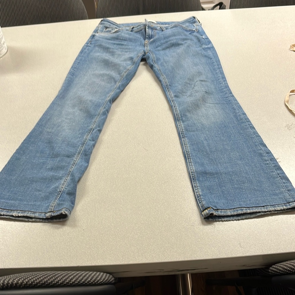 Zara jeans